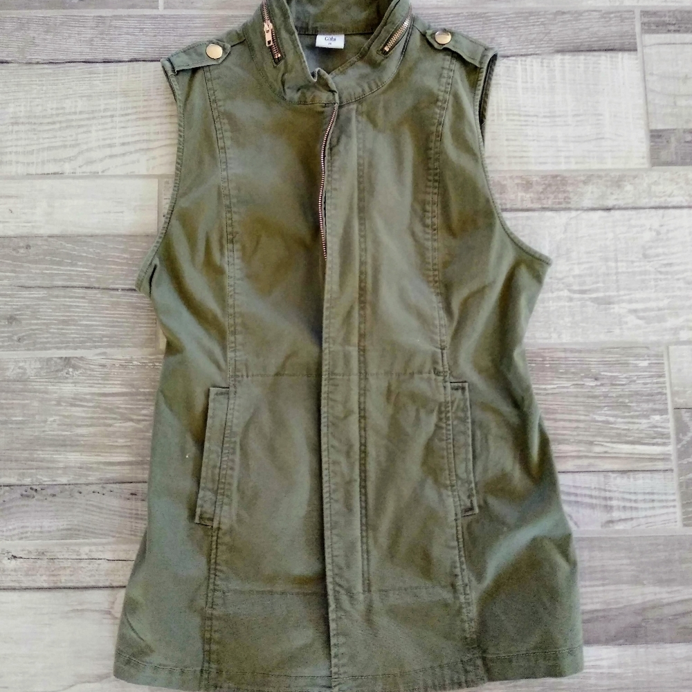 CAbi Explorer Vest Olive Army - Picture 6 of 7